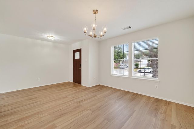 13510 Titus Point, Houston, TX 77085