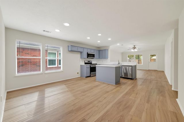 13510 Titus Point, Houston, TX 77085