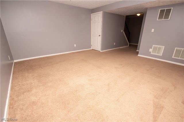 1041 Sunhaven Drive, Medina, OH 44256