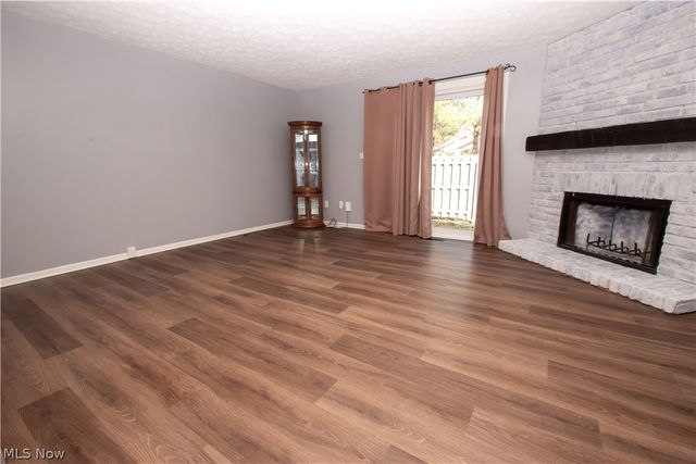 1041 Sunhaven Drive, Medina, OH 44256