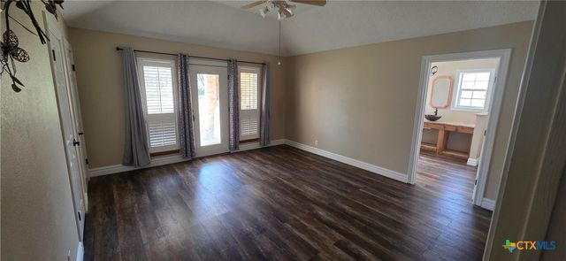 3912 Chisholm Trail, Salado, TX 76571