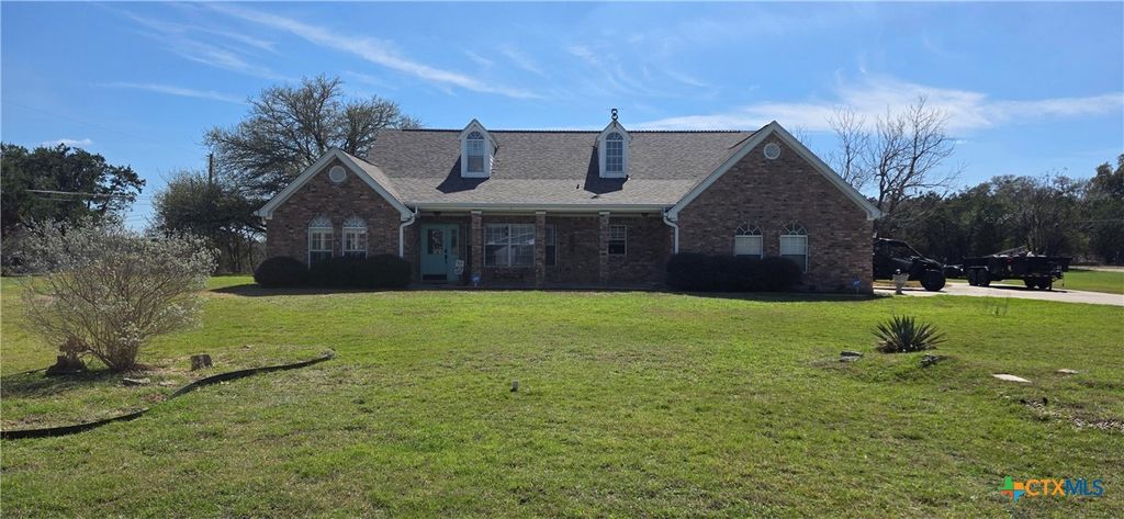 3912 Chisholm Trail, Salado, TX 76571