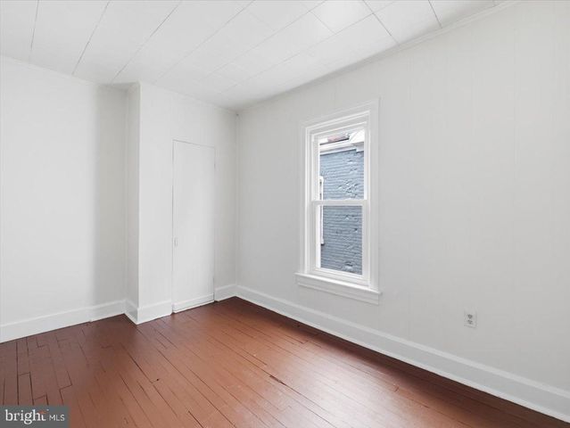 204 N CANNON AVE, Hagerstown, MD 21740