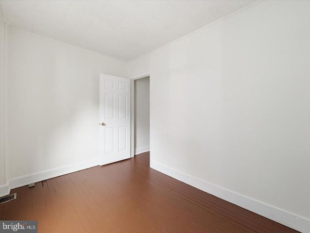 204 N CANNON AVE, Hagerstown, MD 21740