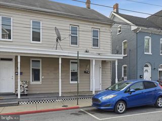 204 N CANNON AVE, Hagerstown, MD 21740