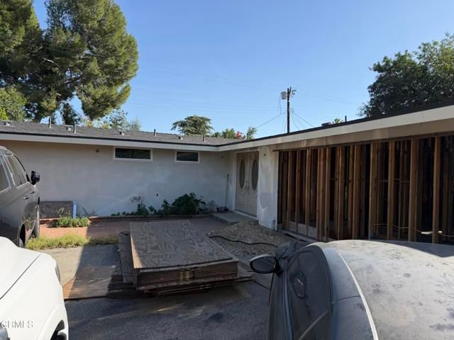 13180 Beaver Street, Los Angeles, CA 91342