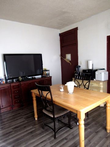 5045 S Hoyne Avenue, Chicago, IL 60609