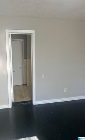400 11TH STREET SW, Birmingham, AL 35211
