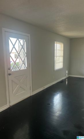 400 11TH STREET SW, Birmingham, AL 35211