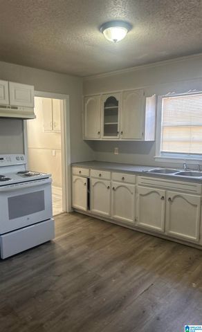 400 11TH STREET SW, Birmingham, AL 35211