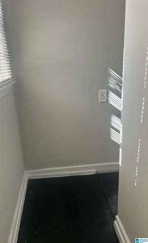 400 11TH STREET SW, Birmingham, AL 35211