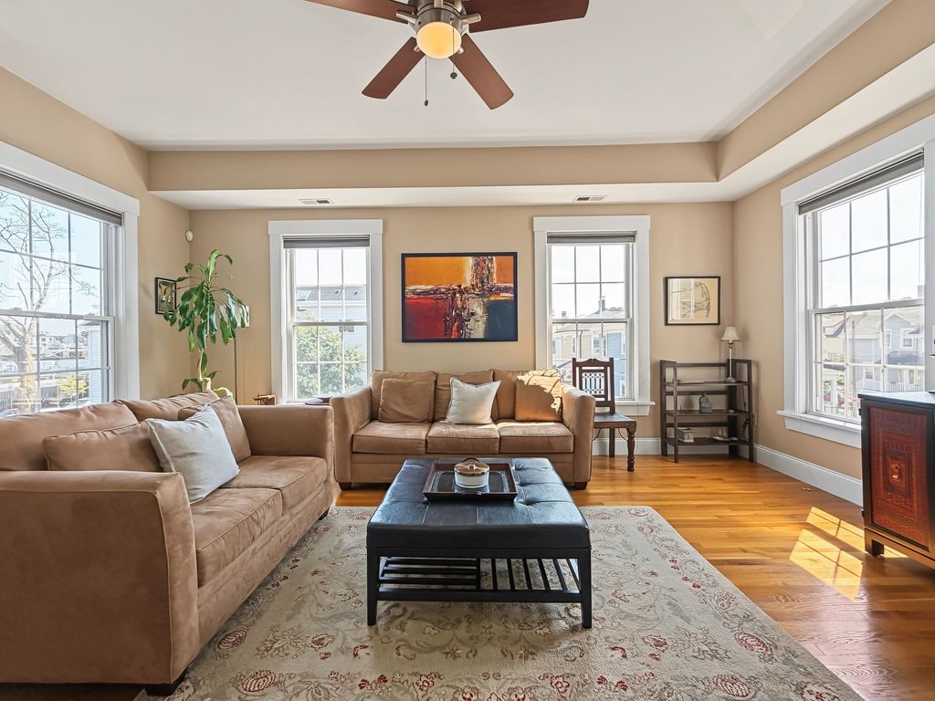 121 E Cottage St U-4, Boston, MA 02125