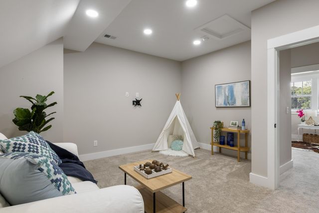 2962 Anchor Watch Drive, Wadmalaw Island, SC 29487