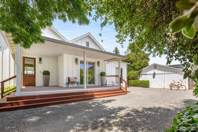 6476 Red Winery Rd, Healdsburg, CA 95441