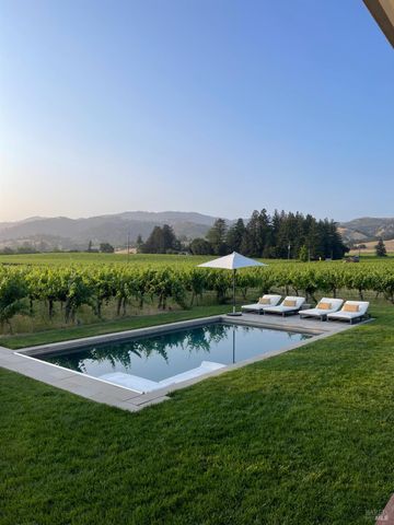 6476 Red Winery Rd, Healdsburg, CA 95441