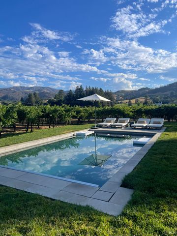 6476 Red Winery Rd, Healdsburg, CA 95441