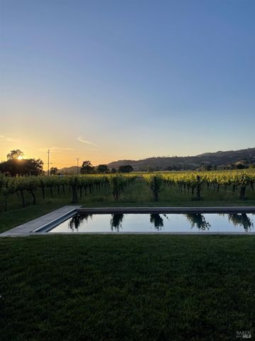6476 Red Winery Rd, Healdsburg, CA 95441
