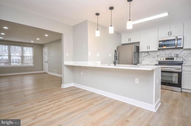 2110 ROLANDER ST, Hyattsville, MD 20783