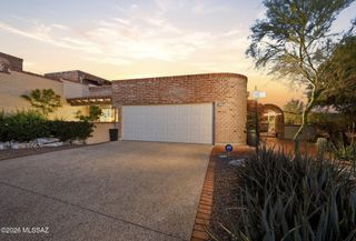 4860 N Grey Mountain Trail, Tucson, AZ 85750