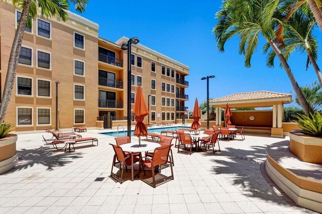 511 LUCERNE Avenue 613, Lake Worth Beach, FL 33460
