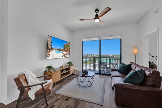 511 LUCERNE Avenue 613, Lake Worth Beach, FL 33460