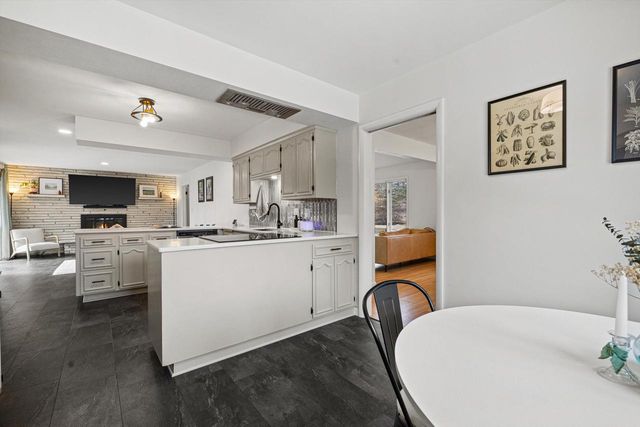 4309 Canterbury LANE, Mount Pleasant, WI 53403