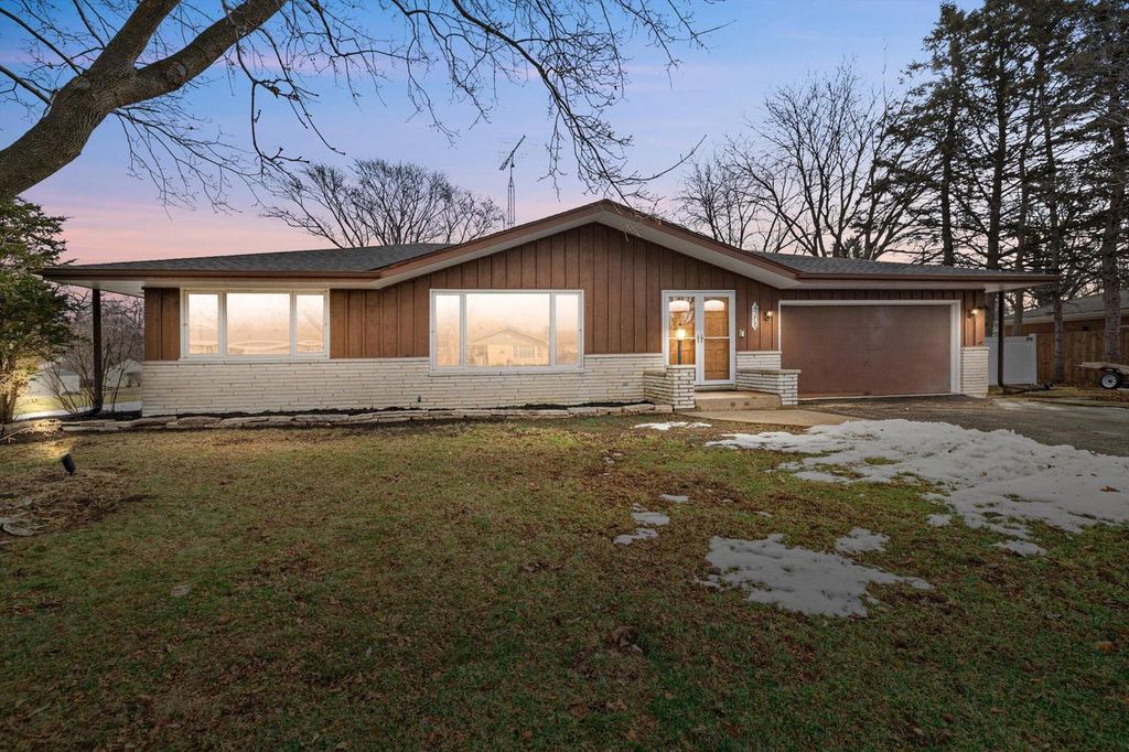 4309 Canterbury LANE, Mount Pleasant, WI 53403