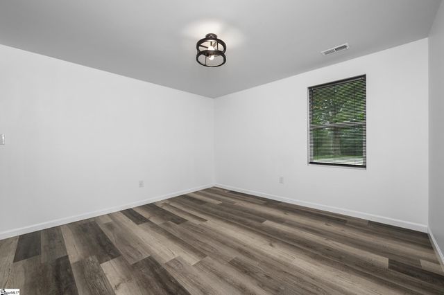351 Morgan Road, Wellford, SC 29385