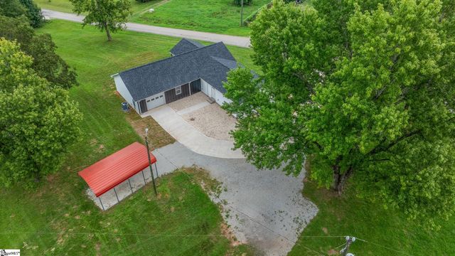 351 Morgan Road, Wellford, SC 29385