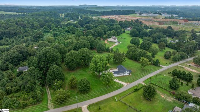 351 Morgan Road, Wellford, SC 29385