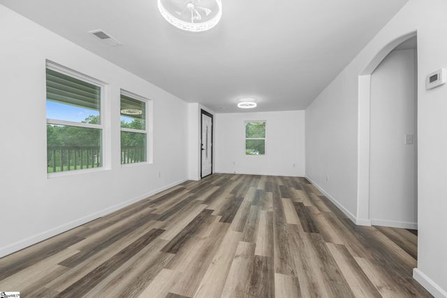 351 Morgan Road, Wellford, SC 29385