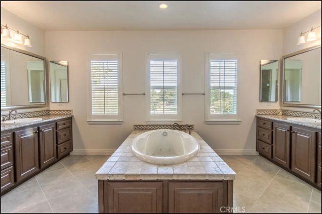 47 Santa Barbara, Aliso Viejo, CA 92656