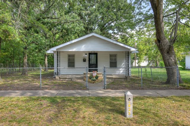 1023 S Connor Avenue, Joplin, MO 64801