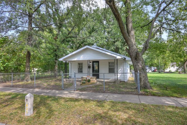 1023 S Connor Avenue, Joplin, MO 64801