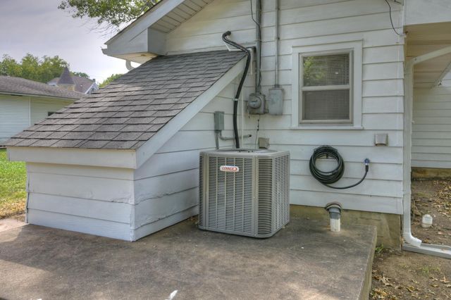 1023 S Connor Avenue, Joplin, MO 64801