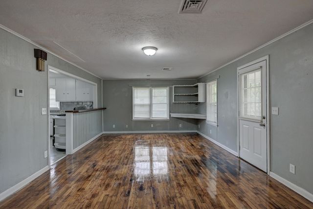 1023 S Connor Avenue, Joplin, MO 64801