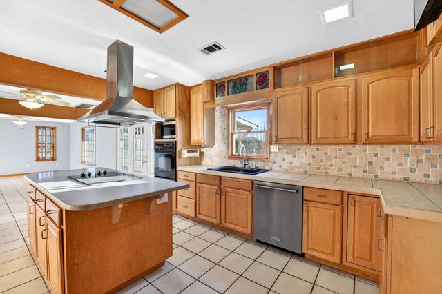 11305 SW Oaks, Austin, TX 78737