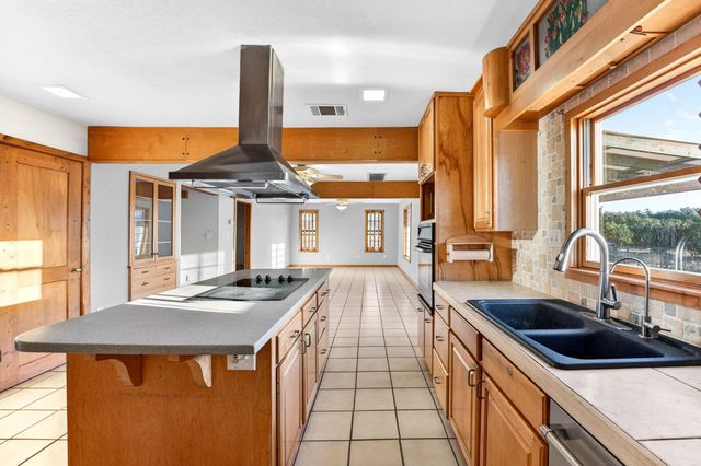 11305 SW Oaks, Austin, TX 78737