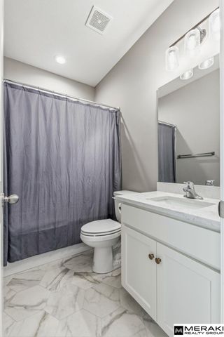 9302 S 71 Avenue, Papillion, NE 68123
