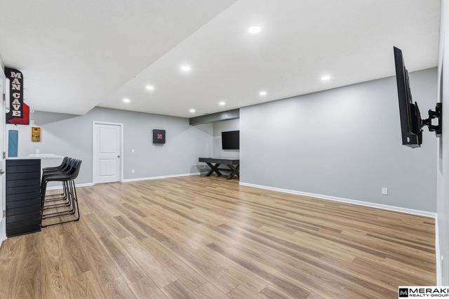 9302 S 71 Avenue, Papillion, NE 68123