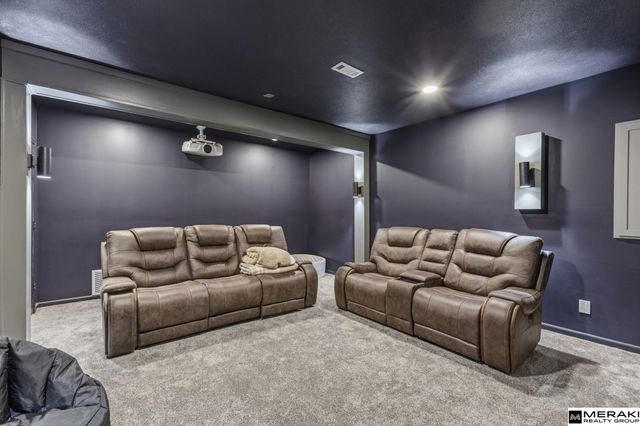 9302 S 71 Avenue, Papillion, NE 68123