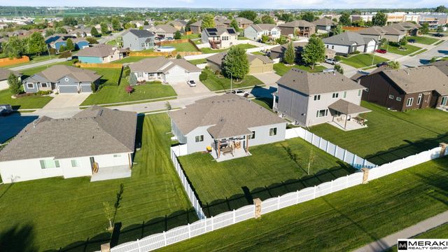 9302 S 71 Avenue, Papillion, NE 68123