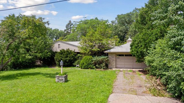 1065 Colby Street, Saint Paul, MN 55116