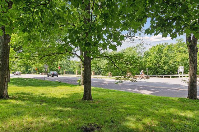 1065 Colby Street, Saint Paul, MN 55116