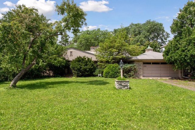 1065 Colby Street, Saint Paul, MN 55116