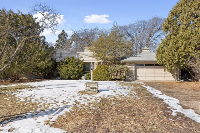 1065 Colby Street, Saint Paul, MN 55116