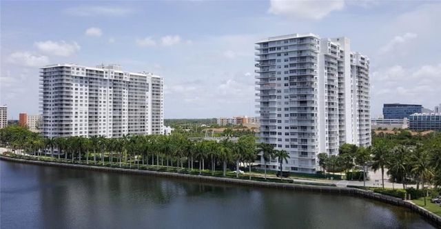 2851 NE 183RD Street 914E, Aventura, FL 33160