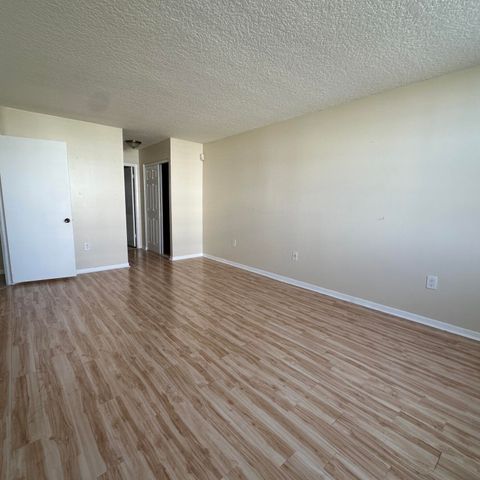 2851 NE 183RD Street 914E, Aventura, FL 33160