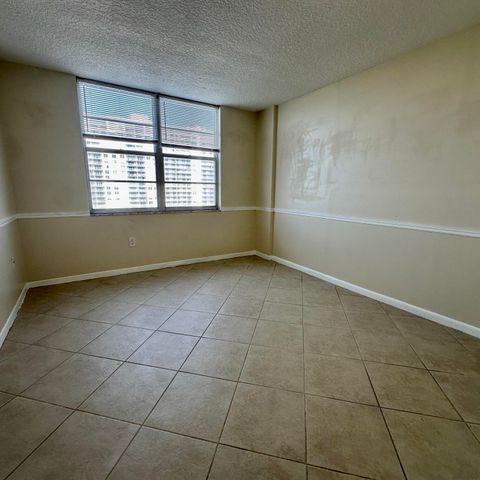 2851 NE 183RD Street 914E, Aventura, FL 33160