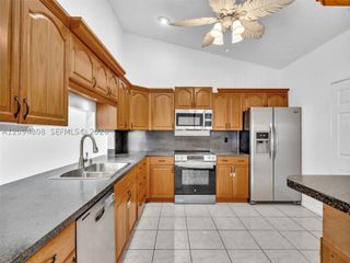 5201 SW 31st Ave 112, Dania Beach, FL 33312